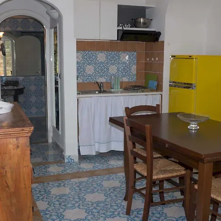 Capri Apartments